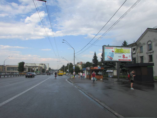 Скролл 6x3, Перемоги проспект, 83/2, вихід ст.М"Святошин" , рух до центру міста Скролл 6x3, Перемоги проспект, 83/2, вихід ст.М"Святошин" , рух до центру міста