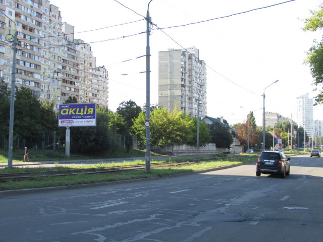 Щит 6x3,  Автозаводська, 67 рухаючись до вул. Полярна, ліворуч