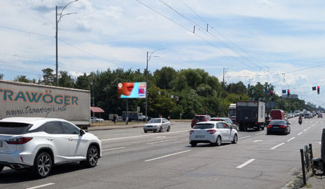 Цифрова панель 6x3,  Братиславська/Крайня вул. (перехрестя між Епіцентр та Novus, рух від Троєщинського р-ку)