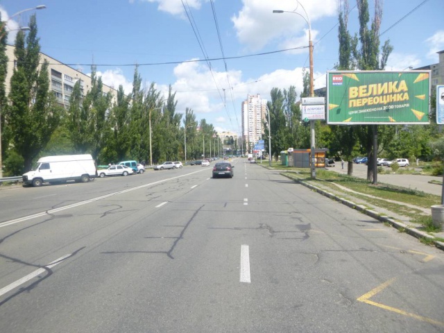 Призма 6x3,  Героїв полку Азов (Малиновського), 34 рух до проспекту Івасюка