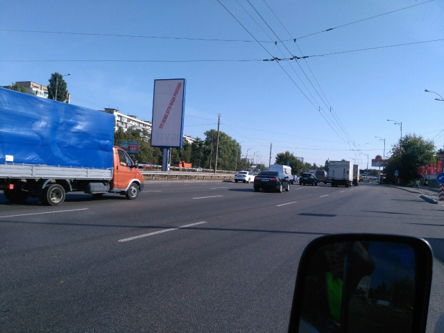 Бэклайт 4x8, Кільцева дорога, (розподілювач) / навпроти вул.Зодчих 66, напрямок руху від проспекту Пермоги Бэклайт 4x8, Кільцева дорога, (розподілювач) / навпроти вул.Зодчих 66, напрямок руху від проспекту Пермоги