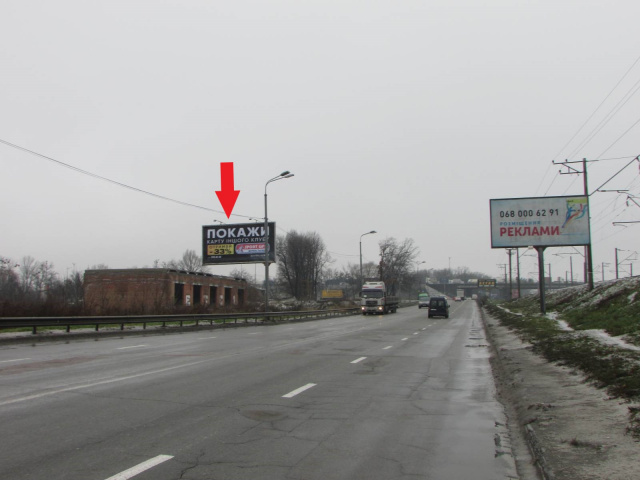 Щит 6x3,  Повітрофлотський проспект (Нова дорога),  за150 метрів до заїзду на Кільцева дорога, рух із центру Києва 