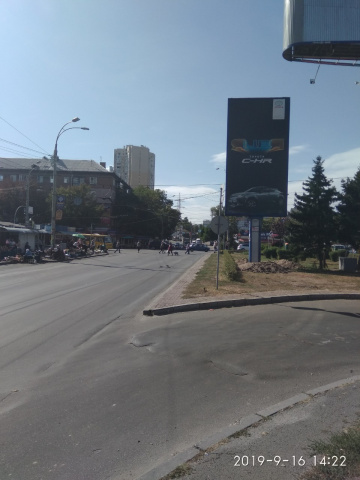 Бэклайт 4x8, Івашкевича Ярослава / Вишгородська, (розподілювач) рух в напрямку проспекту Правди Бэклайт 4x8, Івашкевича Ярослава / Вишгородська, (розподілювач) рух в напрямку проспекту Правди