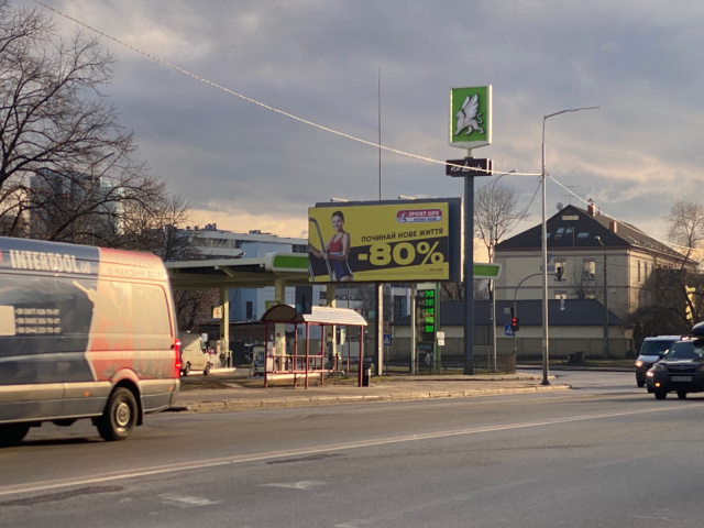 Скролл 6x3,  Скляренка Семена / Ливарська (рух в напрямку до центру міста, ліворуч)