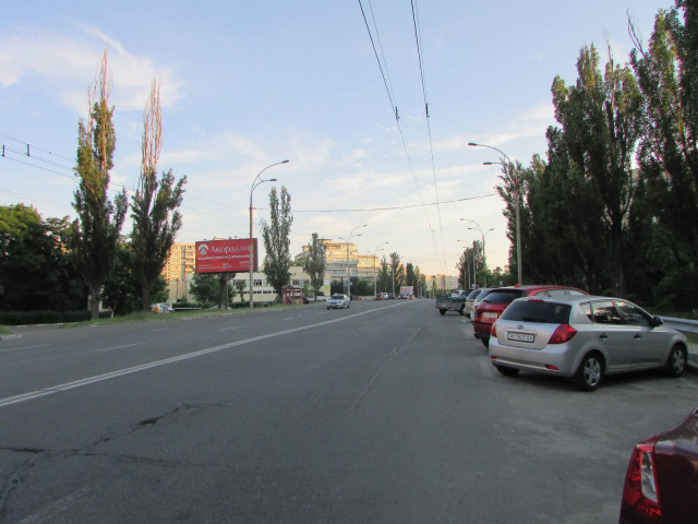 Щит 6x3,  Героїв полку Азов (Малиновського), 34 рух від проспекту Івасюка, ліворуч