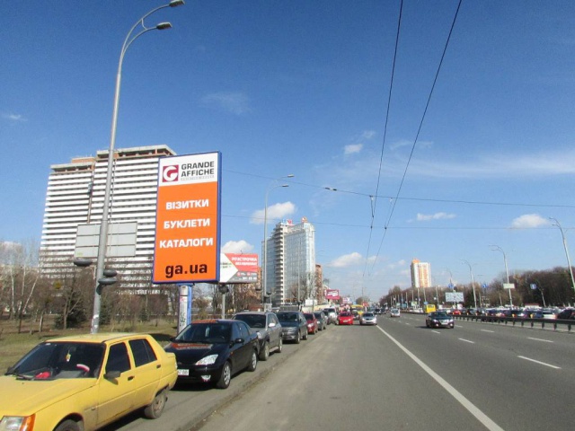 Бэклайт 4x8, Глушкова Академіка проспект, 2 (ст. М "Виставковий центр") Бэклайт 4x8, Глушкова Академіка проспект, 2 (ст. М "Виставковий центр")